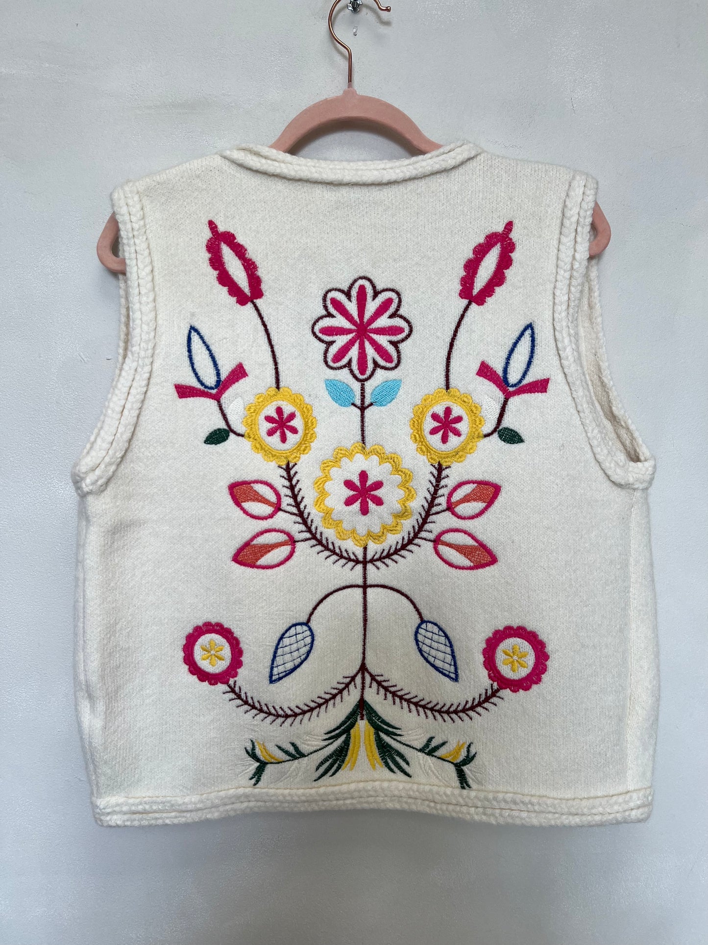 Oroa sleeveless vest