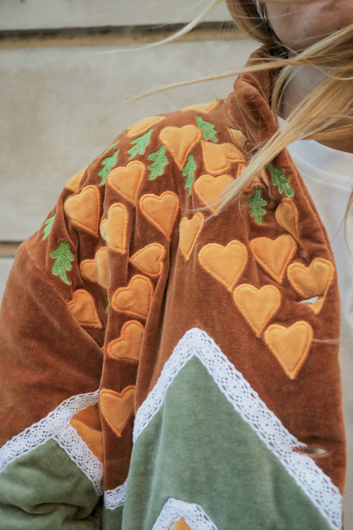 Veste Mountain Love