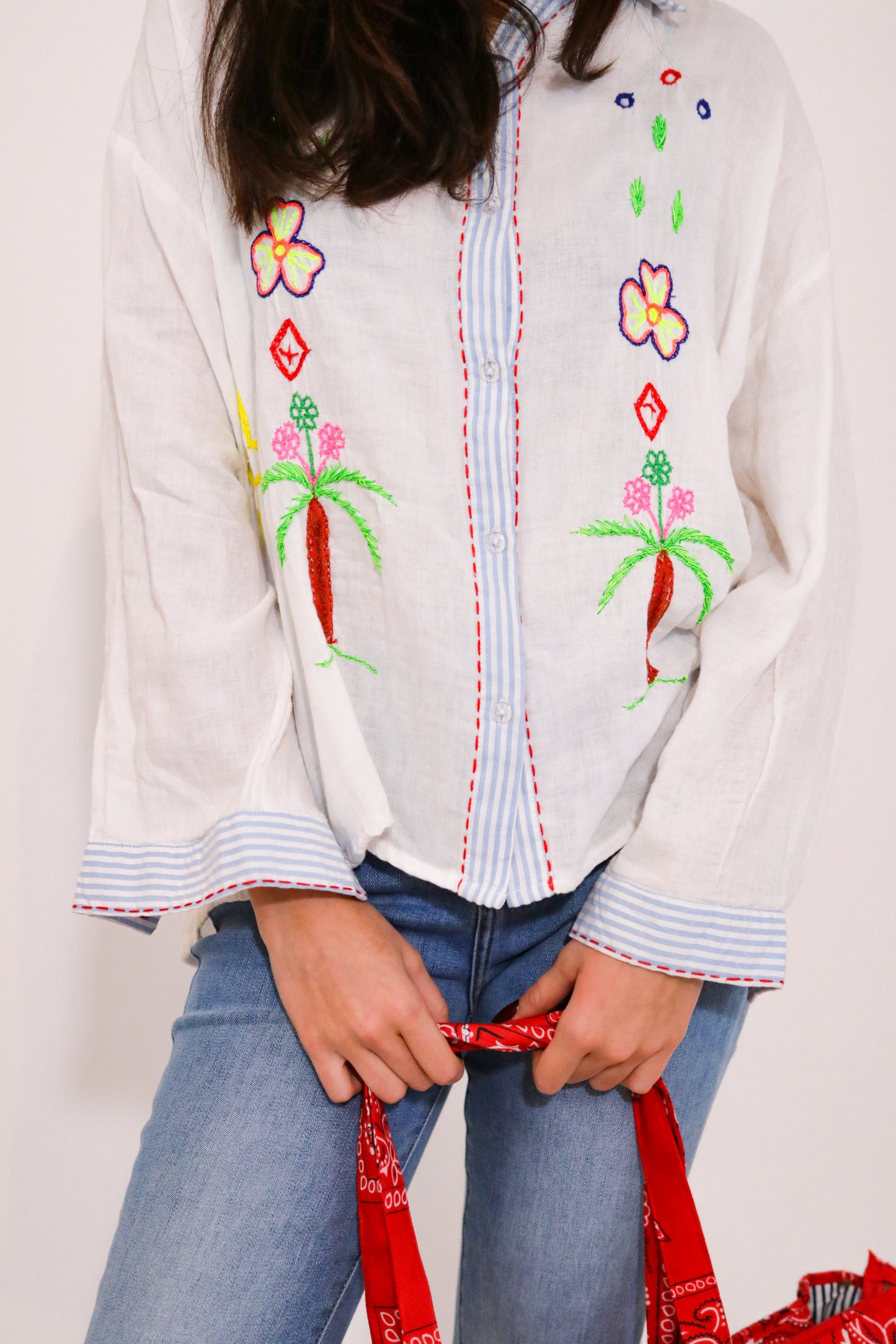 Chemise brodée nomade