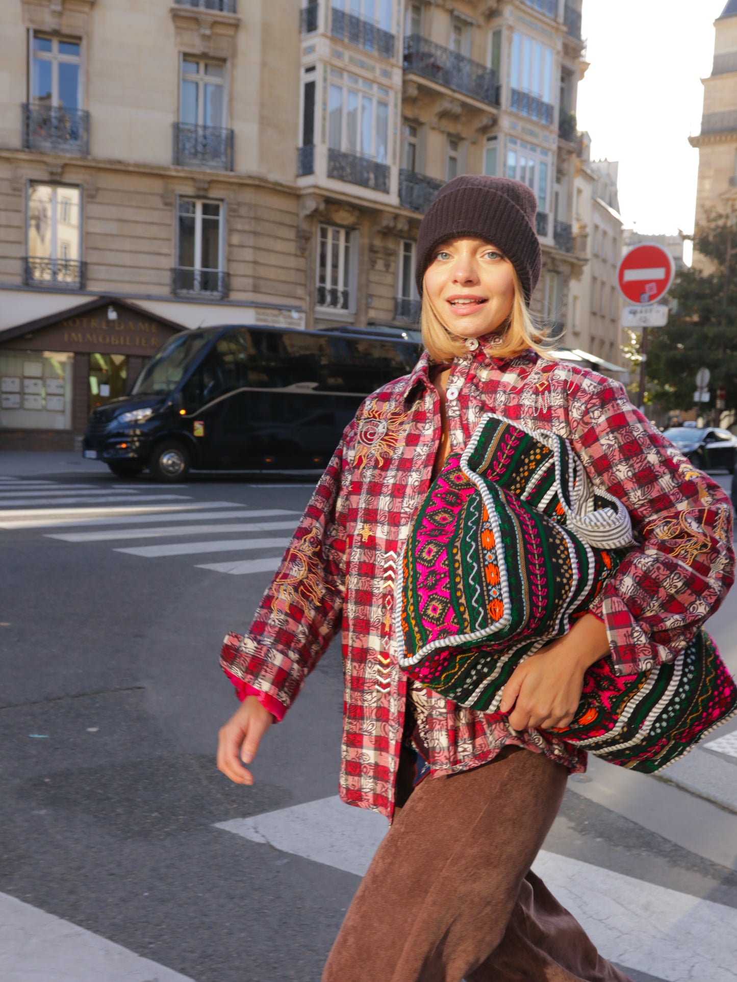 Veste brodée motif patchwork