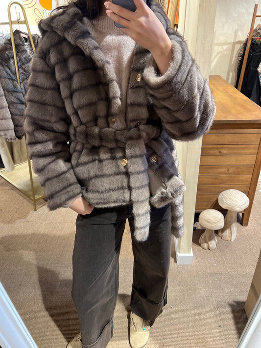 Veste en fausse fourrure "Aurora"