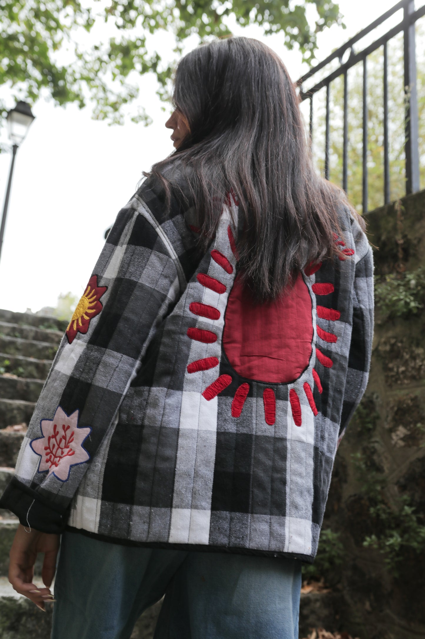 Veste brodée "Soleil"